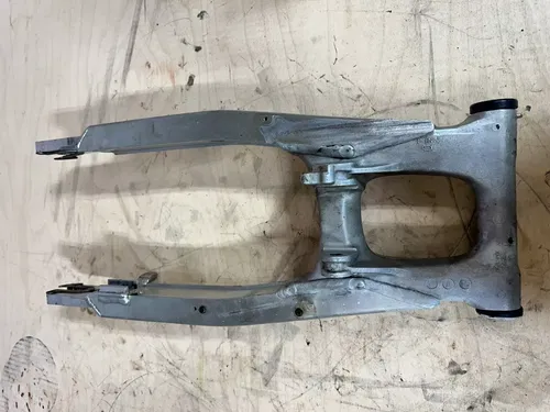 HONDA XR600R Swing Arm 1992 XR 600 R