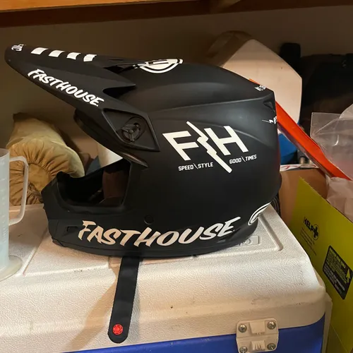 Bell Helmets - Size XL (Fasthouse)