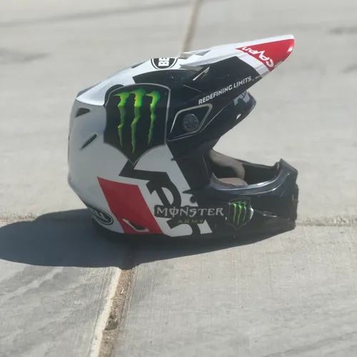 Bell Moto 9 Flex Size Small 