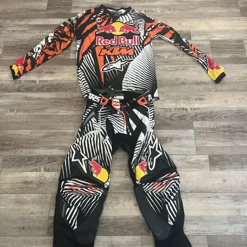 Race Worn Marvin Musquin Gear Signed