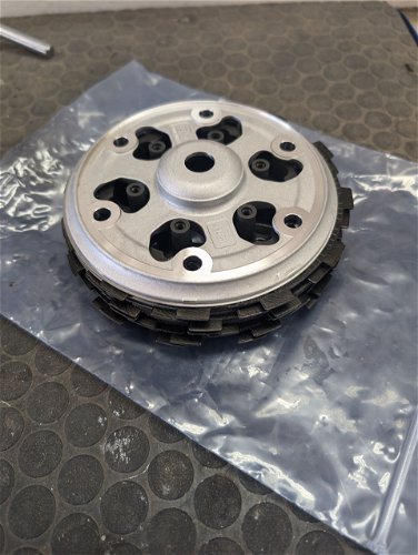 24 OEM Clutch KTM/GAS/HQV 250/300 and cover