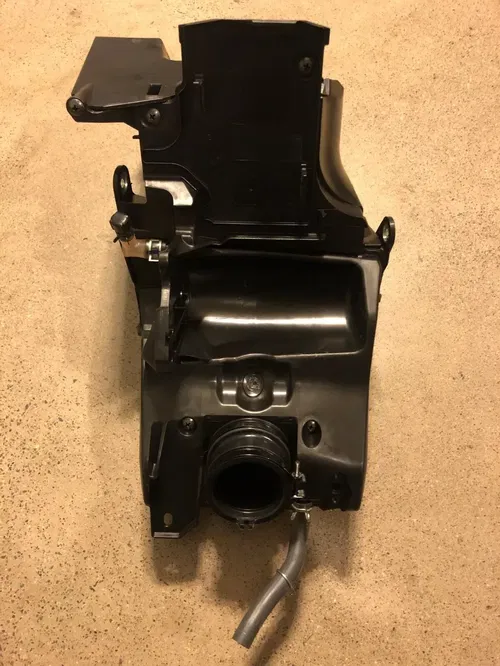 HONDA CRF250R CRF450R CRF 250R 450R AIR BOX AIRBOX INTAKE HOUSING OEM 21-24