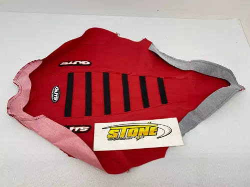 NEW GUTS RACING GRIPPER SEAT COVER RED W RIBS YAMAHA YFZ450R YFZ 450R 450X 09+