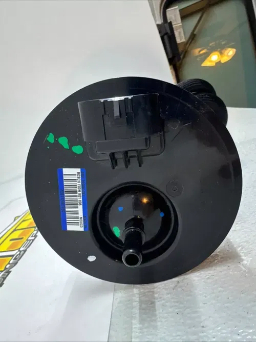 CAN-AM MAVERICK X3 AND MAVERICK R NEW FUEL PUMP 709001057 2024 2025