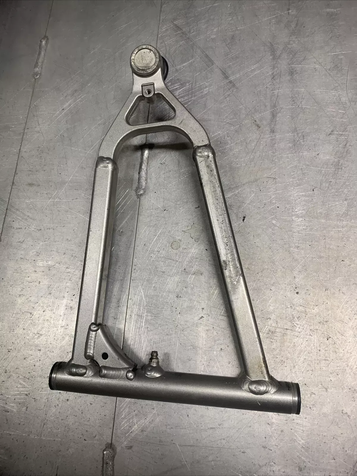 Yamaha Raptor 700 YFZ450 YFZ 450 RIGHT UPPER A ARM OEM 2004 2013 SILVER