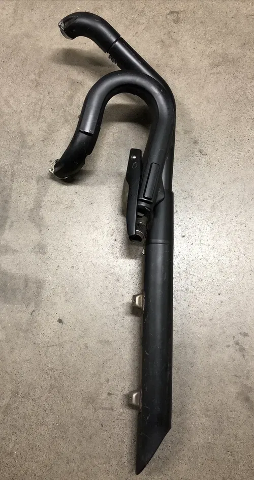 06-09 SUZUKI M109 VZR 1800 FULL EXHAUST SYSTEM HEADER PIPES MID MUFFLER BLACK B