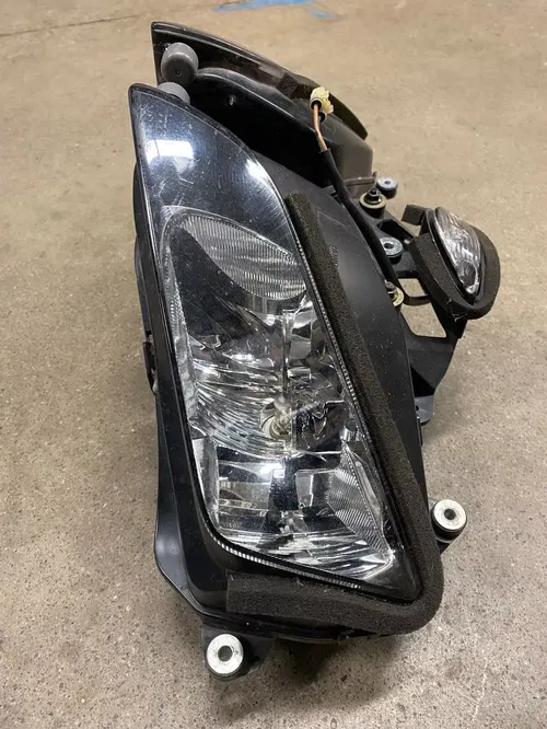 2005 2006 HONDA CBR600RR CBR600 CBR 600RR FRONT HEADLIGHT HEAD LIGHT LAMP 06 05