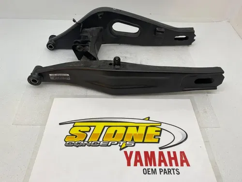 2021-2025 YAMAHA MT07 MT-07 OEM REAR BACK SWING ARM SUSPENSION SWINGARM W/ LINK