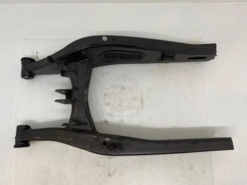 2021-2025 YAMAHA MT07 MT-07 OEM REAR BACK SWING ARM SUSPENSION SWINGARM W/ LINK