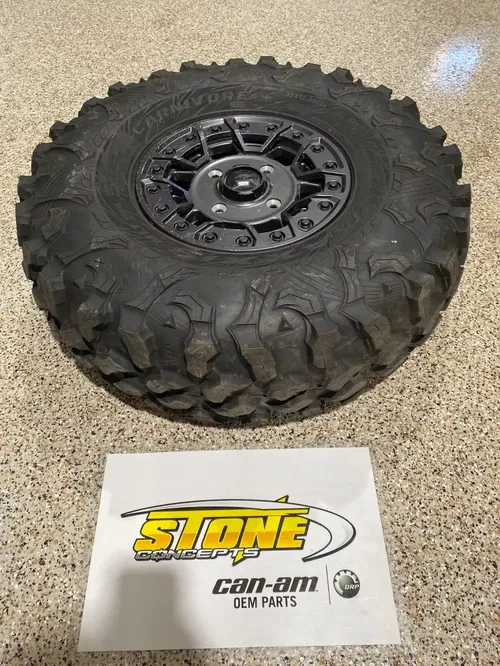U 2020-2024 CAN-AM MAVERICK X3 XRS WHEEL BEADLOCK 14x7 MAXXIS 32X10X14 TIRE