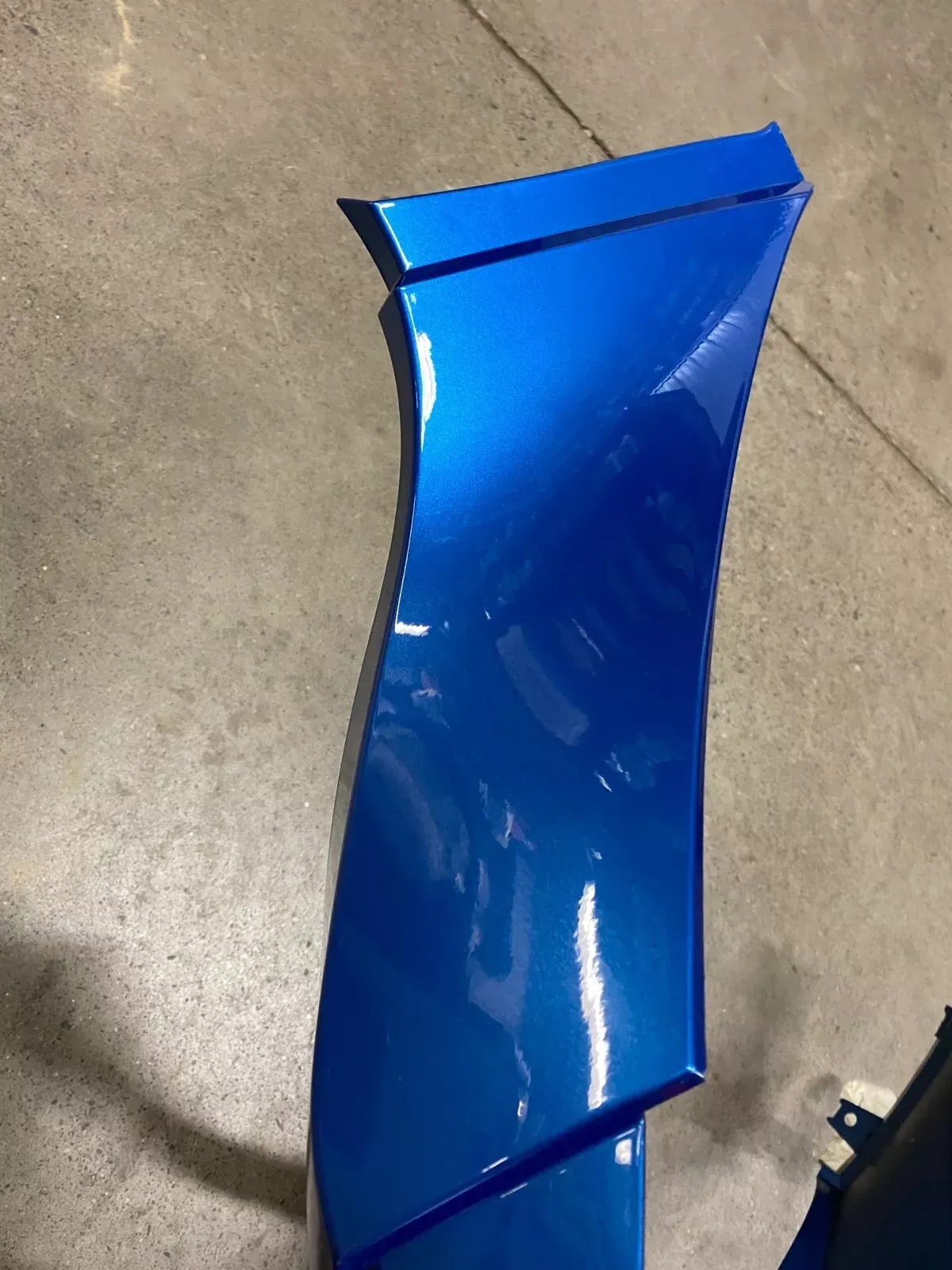 18 19 RT LTD SE6  CAN-AM SPYDER TRUNK REAR COVER PANEL FAIRING OXFORD BLUE