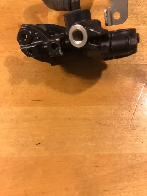 OEM Suzuki 2004-2007 GSXR 600 750 1000 Front Brake Master Cylinder Perch Mount