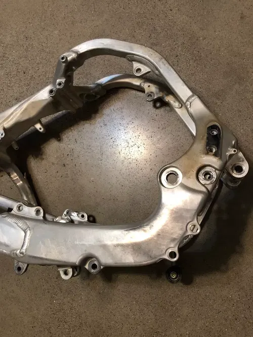 HONDA CRF450R CRF 450R MAIN FRAME CHASSIS 17 2017 OEM STOCK
