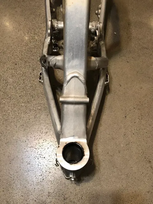 HONDA CRF450R CRF 450R MAIN FRAME CHASSIS 17 2017 OEM STOCK