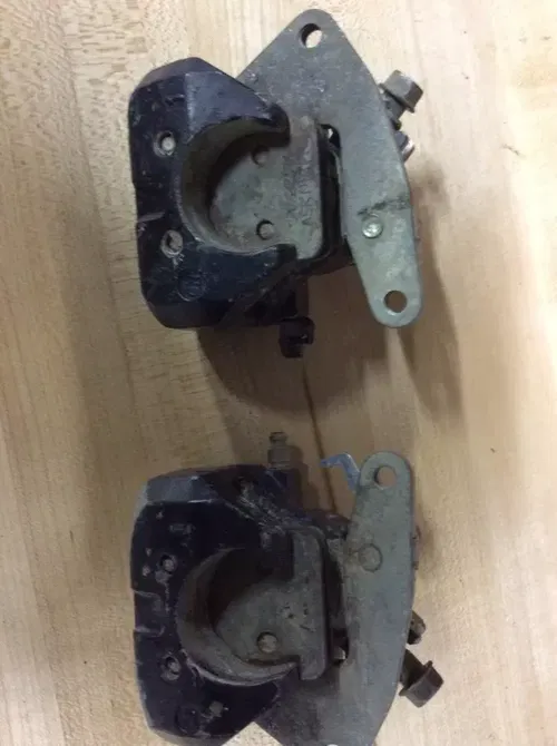 Honda TRX300EX FRONT BRAKE CALIPERS CALIPER  LEFT RIGHT