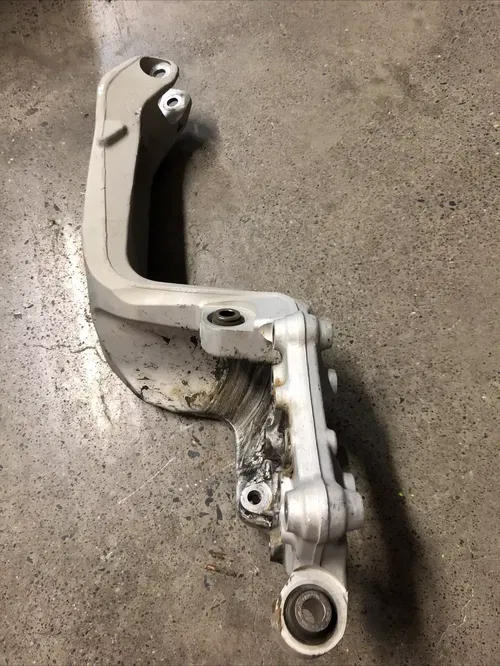2024 2025 CAN AM MAVERICK R DRIVERS LEFT SIDE REAR KNUCKLE SUSPENSION ARM