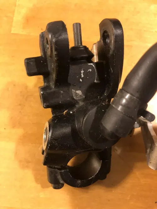 OEM Suzuki 2008-2022 GSXR 600 750 1000 Front Brake Master Cylinder Perch Mount