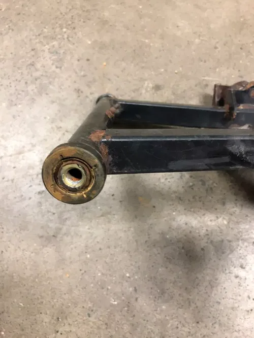 07 POLARIS ATV SPORTSMAN EFI 500 RIGHT LEFT LOWER A-ARMS SPINDLES KNUCKLES OEM