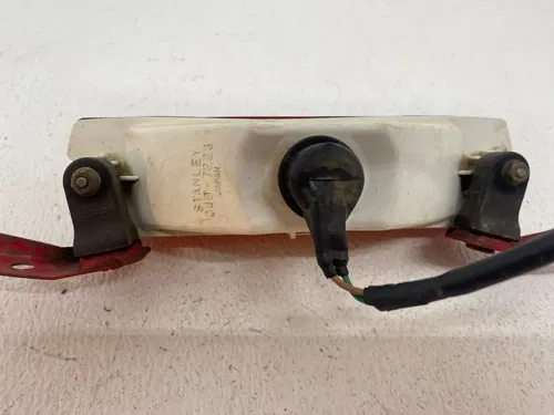 1986 86 TRX250R HONDA OEM REAR TAILLIGHT W/ MOUNTS BRACKETS 1987 87 TRX 250R