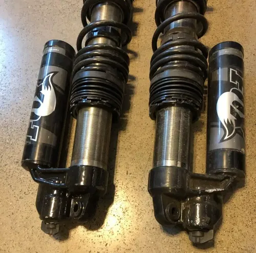 OEM 18+ CAN-AM MAVERICK X3 R TURBO REAR FOX SHOCKS SUSPENSION LEFT RIGHT SET 64"