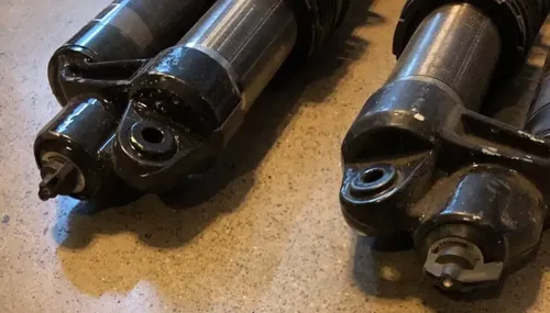 OEM 18+ CAN-AM MAVERICK X3 R TURBO REAR FOX SHOCKS SUSPENSION LEFT RIGHT SET 64"