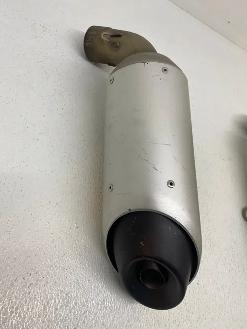19-21 DUCATI HYPERMOTARD 950 RIGHT & LEFT EXHAUST PIPE MUFFLER SLIP ON SILENCER
