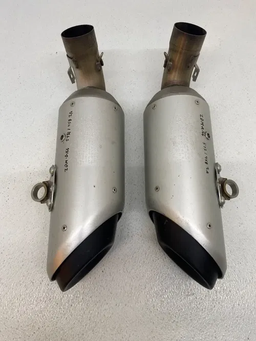 19-21 DUCATI HYPERMOTARD 950 RIGHT & LEFT EXHAUST PIPE MUFFLER SLIP ON SILENCER