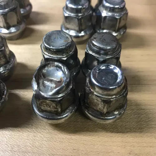 WHEEL LUGS SET OF 16 10-1.25 BEVELED Lug Nut 10X1.25 HONDA YAMAHA SUZUKI