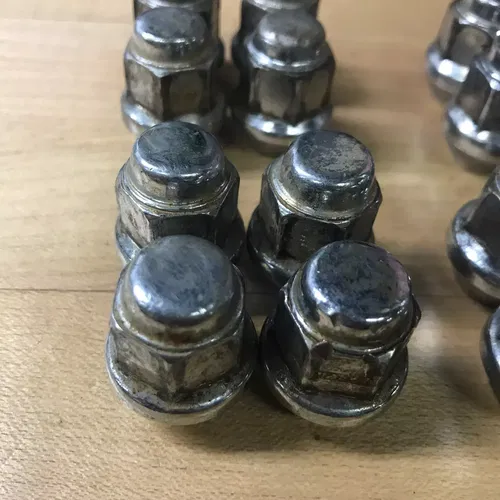 WHEEL LUGS SET OF 16 10-1.25 BEVELED Lug Nut 10X1.25 HONDA YAMAHA SUZUKI