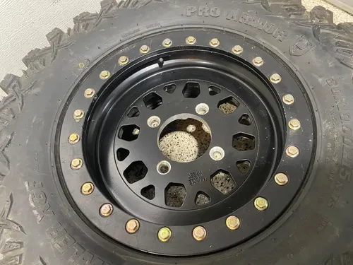 CAN AM X3 MAVERICK 1000 15" MUSCLE BEADLOCK WHEELS 4/137 30" PRO ARMOR TIRES