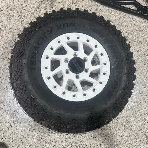 2024 CAN AM MAVERICK R WHEEL TIRE 32x10x16 ITP TENACITY XNR BEADLOCK 16x7 6 Lug