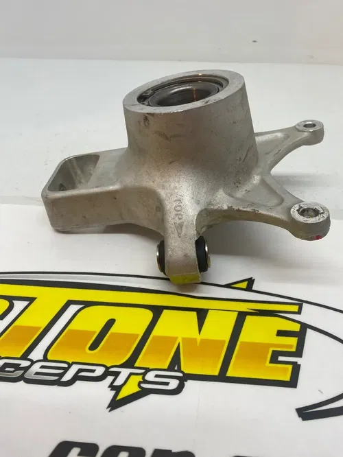 CAN AM LEFT L LH REAR DRIVER SIDE KNUCKLE 2022-2025 MAVERICK X3 OEM