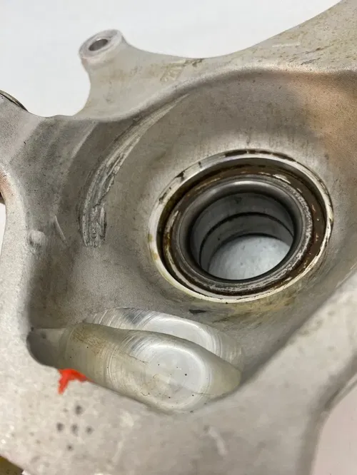 CAN AM LEFT L LH REAR DRIVER SIDE KNUCKLE 2022-2025 MAVERICK X3 OEM