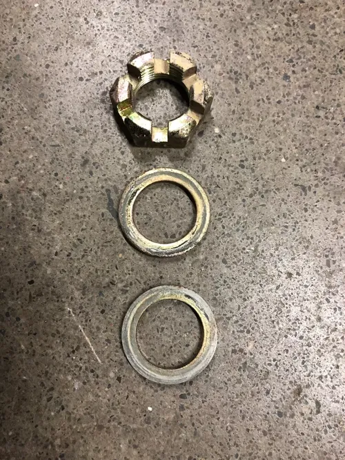 07 POLARIS ATV SPORTSMAN EFI 500 STEERING STEM POST SHAFT CASTLE NUT WASHERS OEM