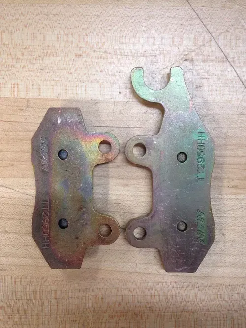 OEM Can-Am Commander 1000 11-18 Maverick 1000 13-18 Right Side Brake Pads