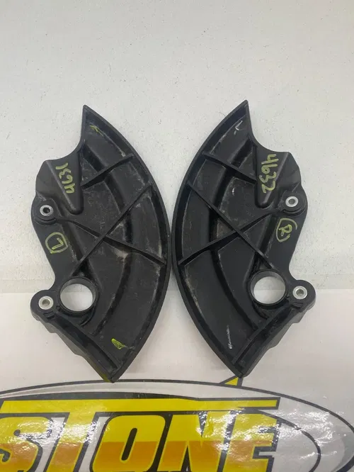 Can-Am Maverick R 2024 2025 Knuckle Guard Left & Right Rear 706004631 Guards