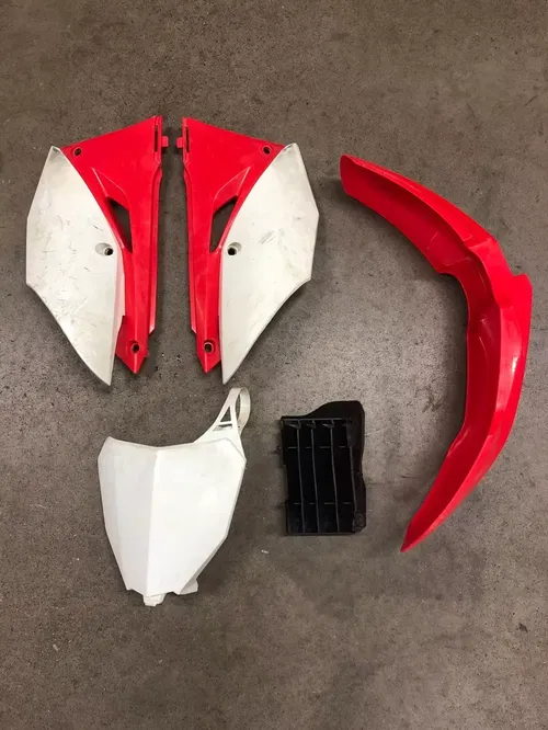 2018 CRF450RX PLASTIC KIT SET OEM FENDER SIDE PANELS FRONT CRF 450RX 18 STOCK