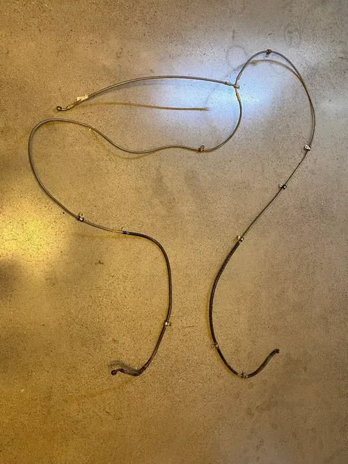 CAN-AM CAN AM MAVERICK X3 1000 900 REAR BRAKE LINE HOSE R RR DS XMR 705601493 U