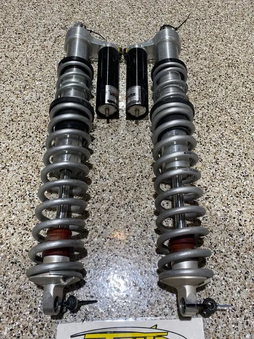 WALKER EVANS POLARIS RZR XP1000  FRONT & REAR PIGGYBACK 2.5 SHOCKS 2017+ XP 1000