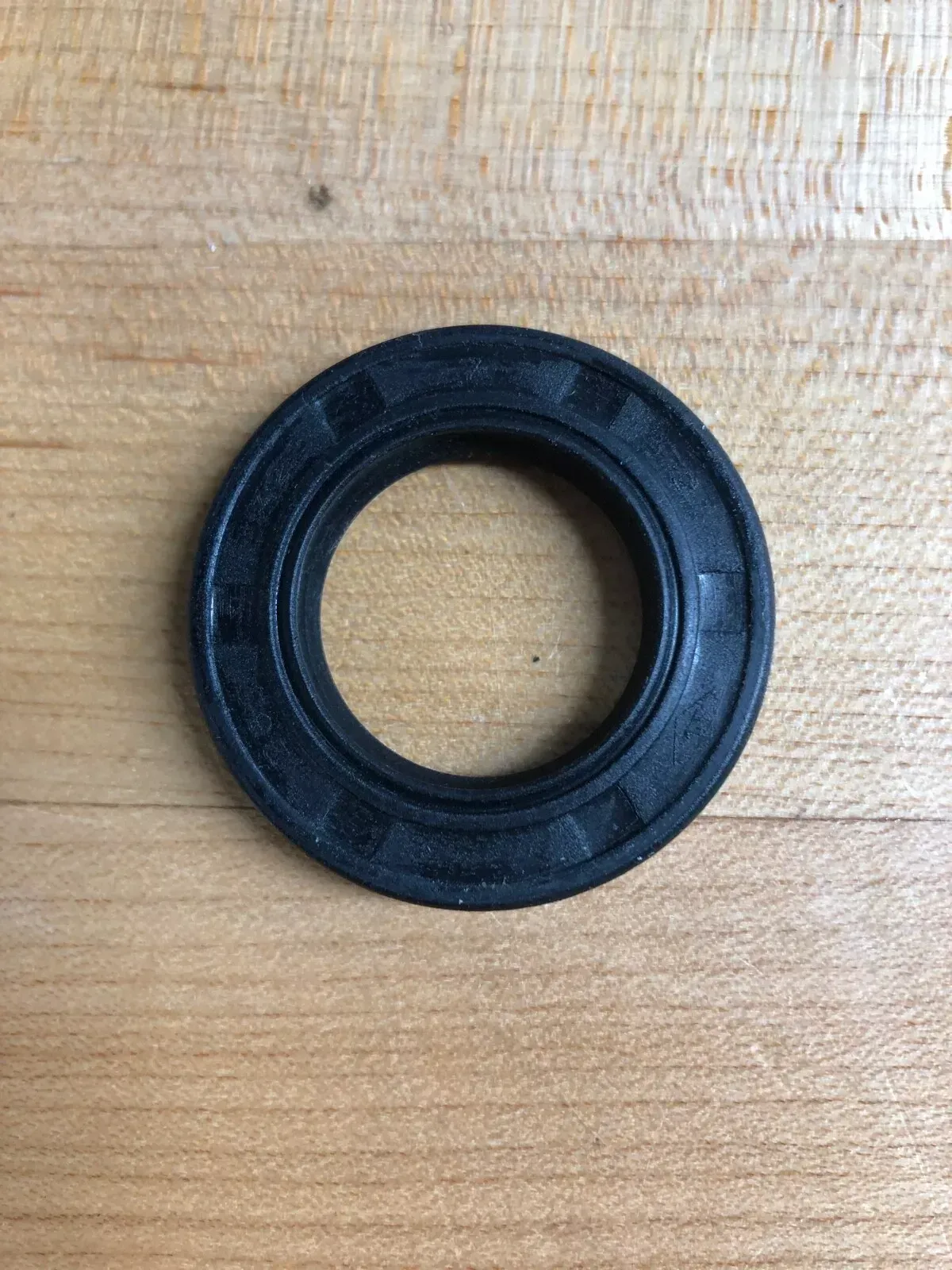 50 COUNT TC 26X42X7 OIL GREASE DUST SEAL DOUBLE LIP WITH SPRING 26mmX42mmX7mm