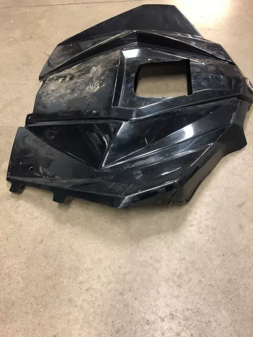 CAN-AM MAVERICK RACE TEAM ONE PIECE HOOD FRONT PLASTIC NOSE FENDER LOCATED IN PA