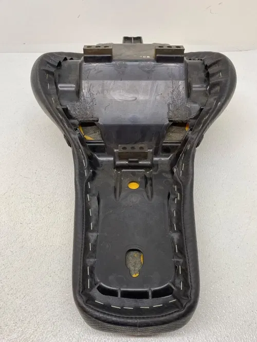 01-09 Honda VT750 Shadow Spirit Full One Piece Driver Passenger Seat
