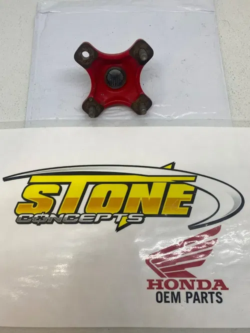 REAR WHEEL HUB ATC200X TRX250X TRX300EX TRX400EX TRX450R 200X 250X 300EX 400EX B