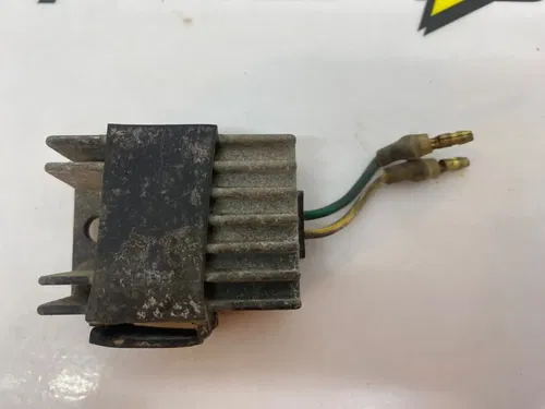 1988 88 HONDA TRX250R TRX 250R 250 R FOURTRAX REGULATOR RECTIFIER