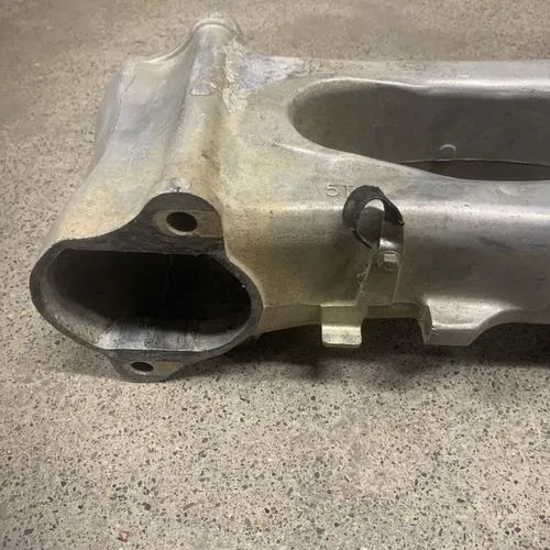YAMAHA YFZ450 YFZ 450 SWINGARM SWING ARM 04-05 2004 2005