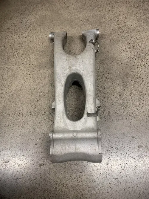 YAMAHA YFZ450 YFZ 450 SWINGARM SWING ARM 04-05 2004 2005