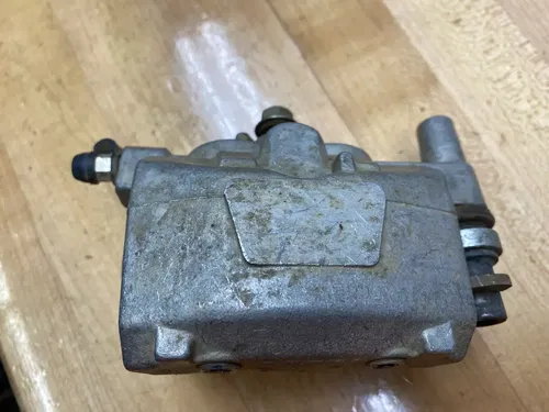 YAMAHA YFZ450X YFZ450R YFZ450 FRONT BRAKE CALIPER RIGHT RH OEM STOCK 2009-2021 U