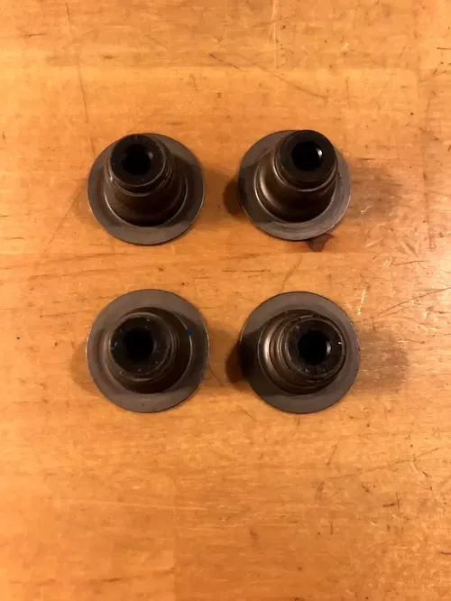OEM POLARIS VALVE STEM SEAL PREDATOR RANGER RZR SPORTSMAN SCRAMBLER 570 900 SET