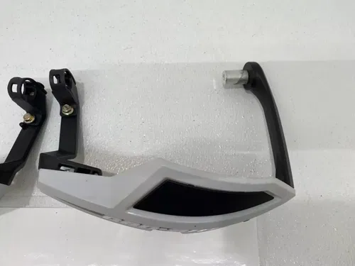 Can-Am ATV White Hand Guard Wind Deflector Kit w/ Mount Outlander Renegade XXC