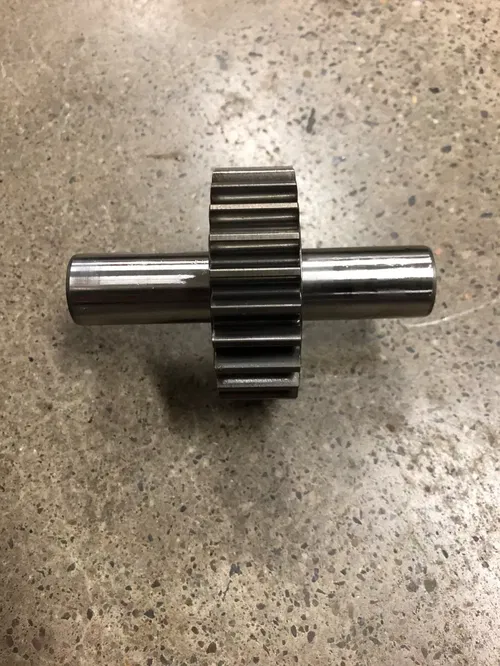 Can-Am Maverick X3 Turbo R INTERMEDIATE GEAR SHAFT 420435875 TRANSMISSION